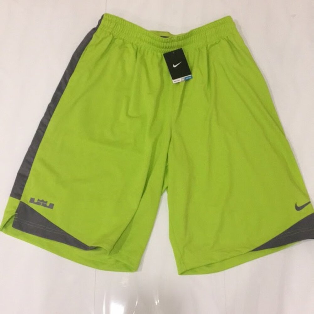 NIKE Men’s Lebron Basketball Dri Fit King Logo Shorts Size XL 506551 380